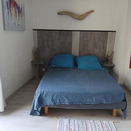 Jolie Appartement Refait A Neuf Saintes-Maries-de-la-Mer Exterior foto